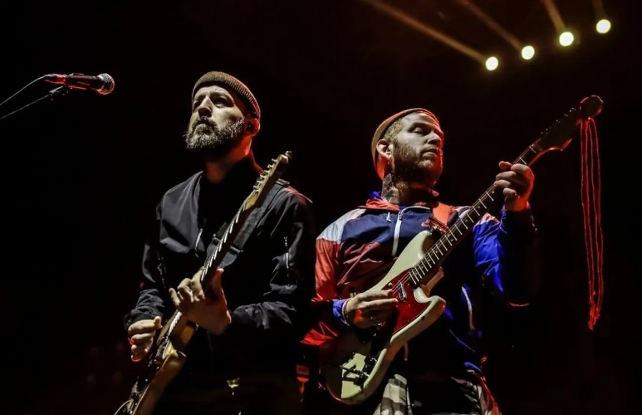 Athena grubu vize alamadı, Londra konserleri iptal oldu