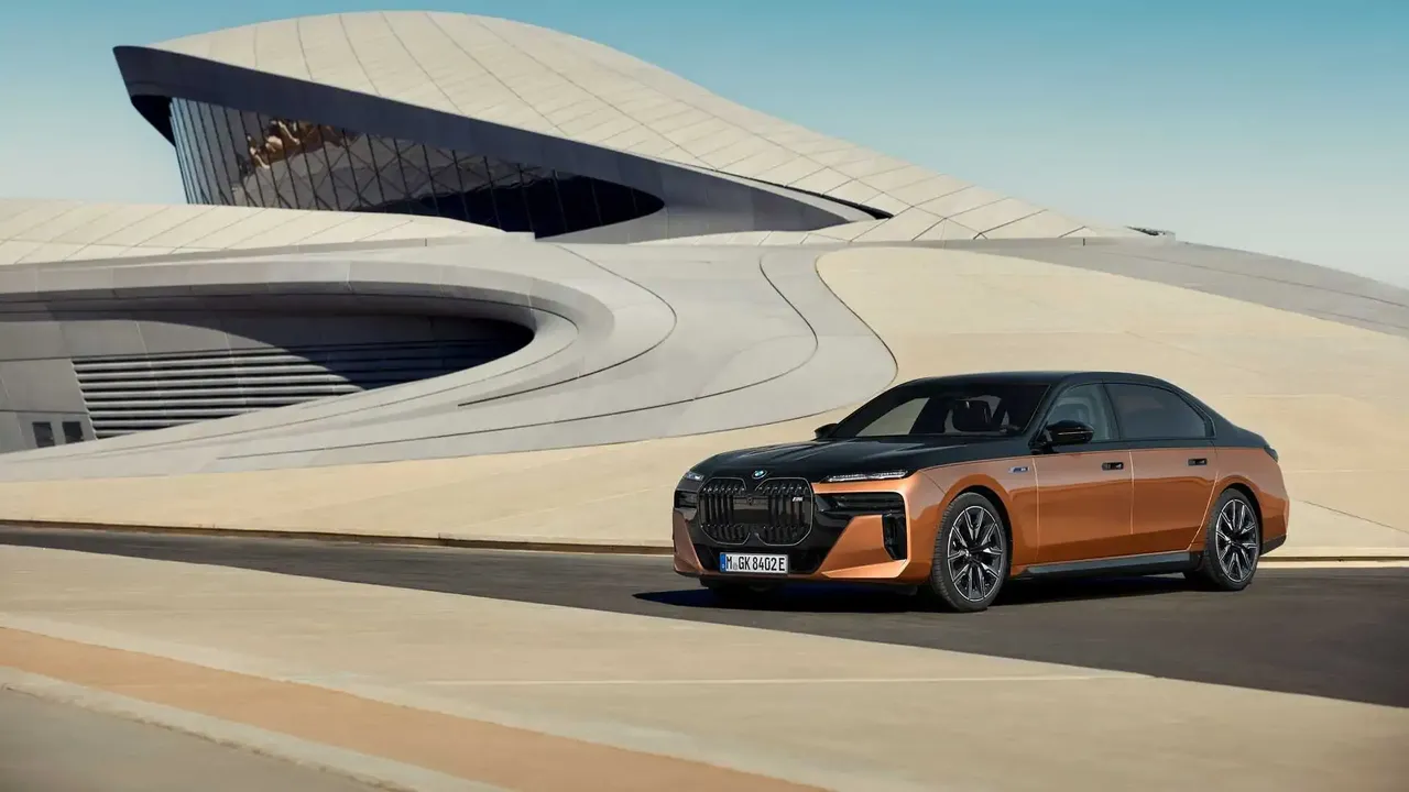 BMW'den elektrikli araçlar için yeni karar: Bataryalar değişiyor