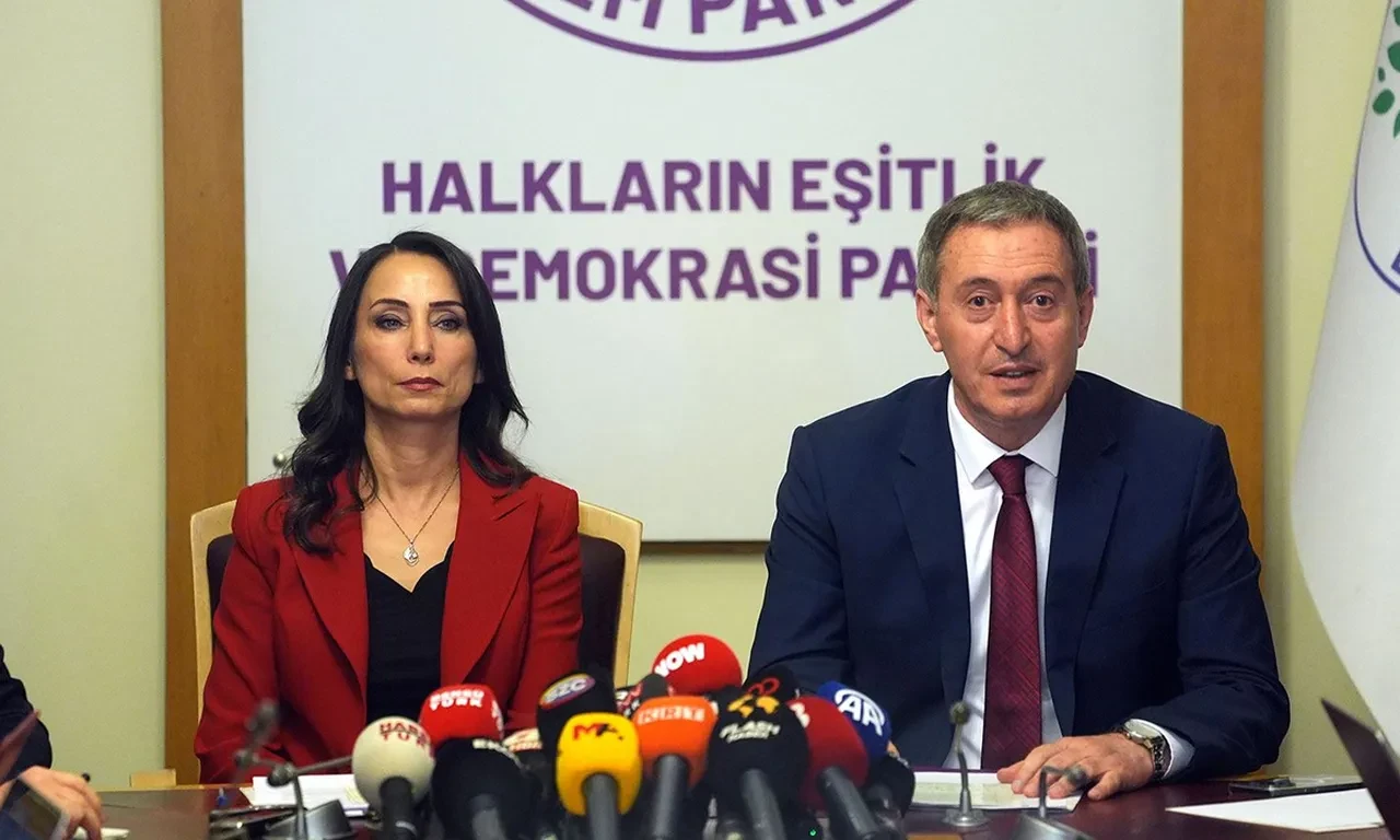 DEM Parti, Ekrem İmamoğlu'nu mu ziyaret edecek? Açıklama geldi