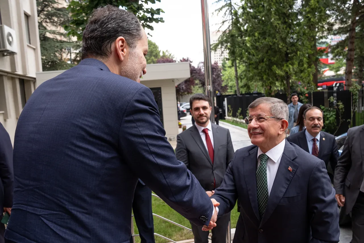 Kişiye özel anayasaya karşıyız