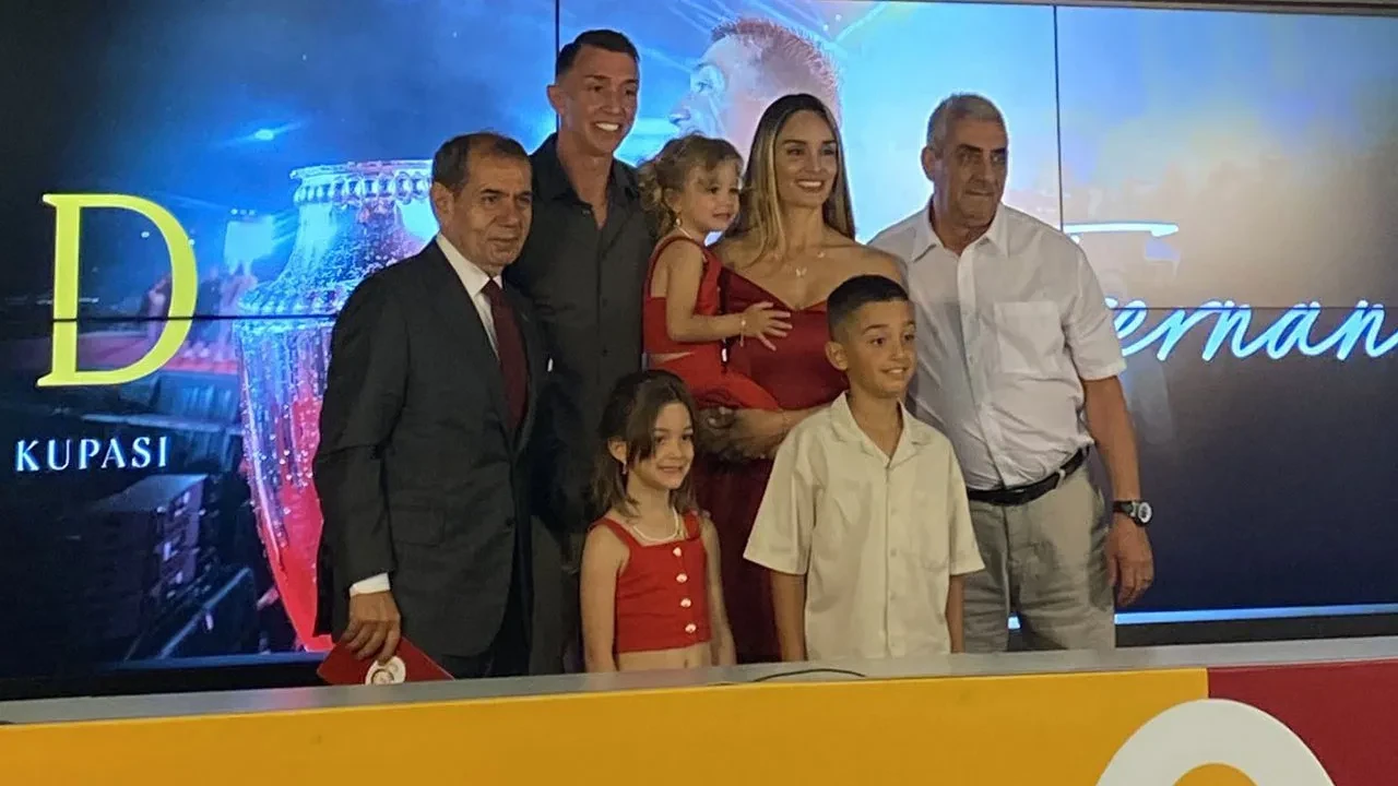 Fernando Muslera Galatasaray'a gözyaşlarıyla veda etti: Yarın son maçım