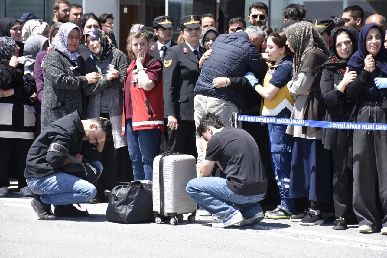 Günün en acı karesi! Şehit astsubay gözyaşlarıyla toprağa verildi