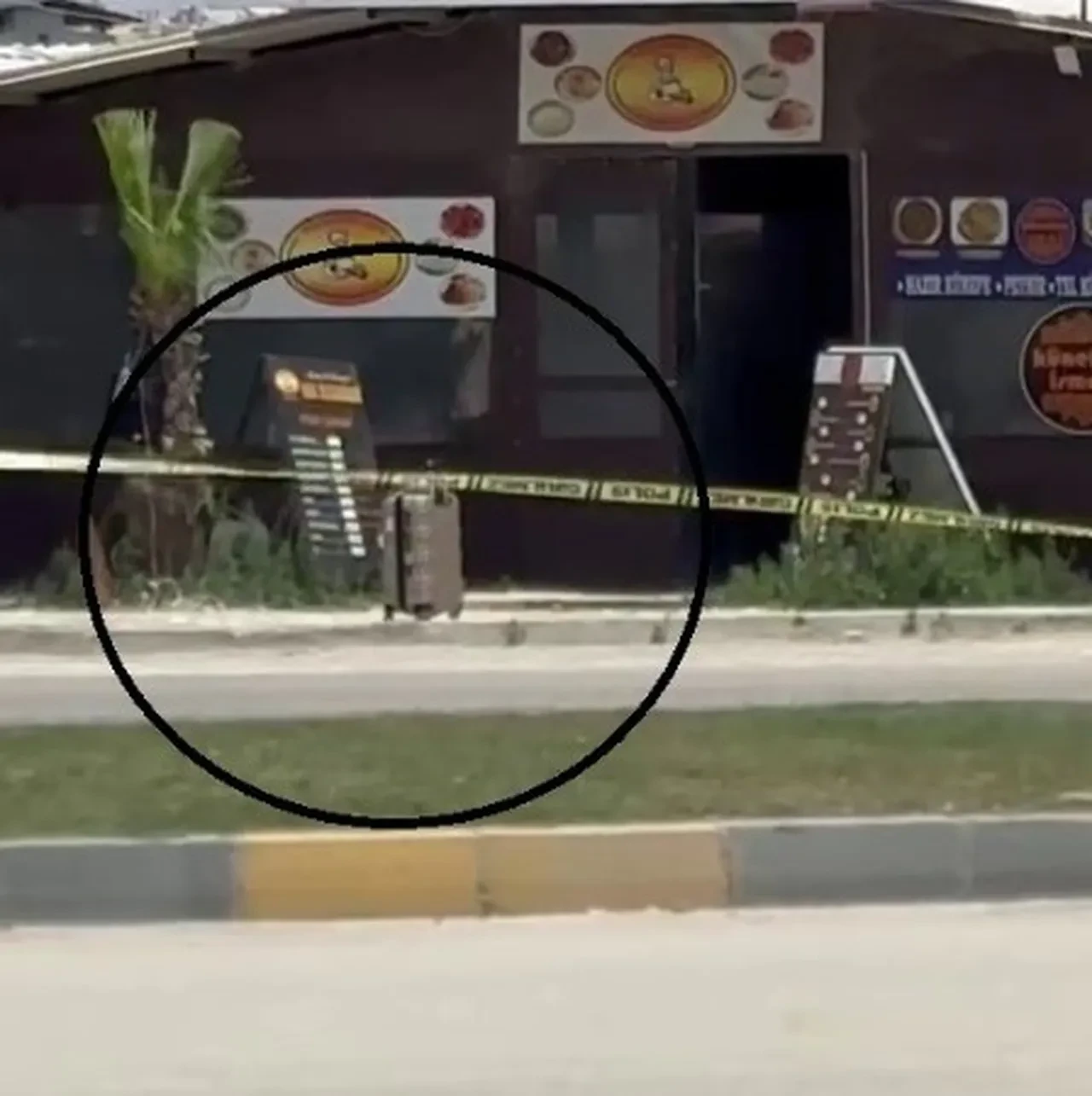 Hatay'da bomba paniği! Şüpheli paket fünye ile patlatıldı