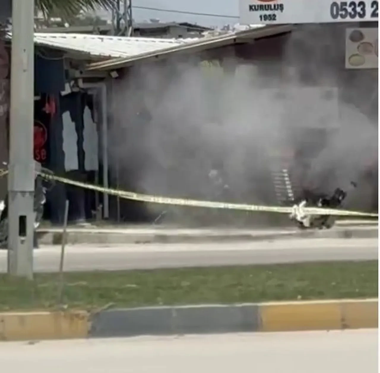 Hatay'da bomba paniği! Şüpheli paket fünye ile patlatıldı