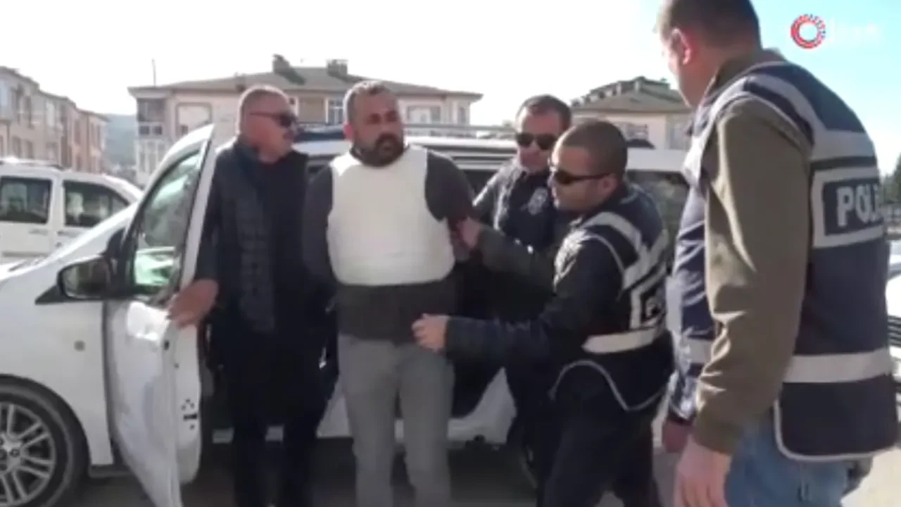 Husumetlisine restoranda kurşun yağdırdı! Cinayeti nasıl işlediğini tek tek anlattı