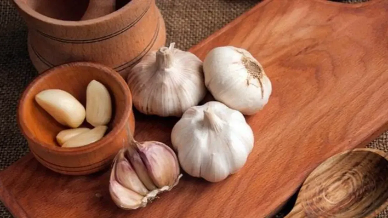 Sadece 8 haftada 5 yıl gençleştiler! İşte yaşlanmayı durduran 4 süper besin