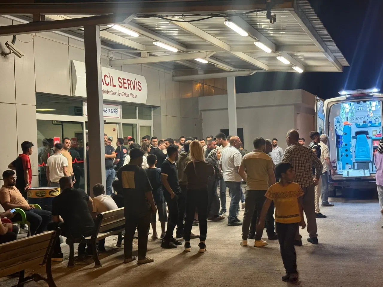 Şanlıurfa'da dehşet gecesi! Kuzenlerin arazi kavgasında kan aktı! Can kaybı artıyor!