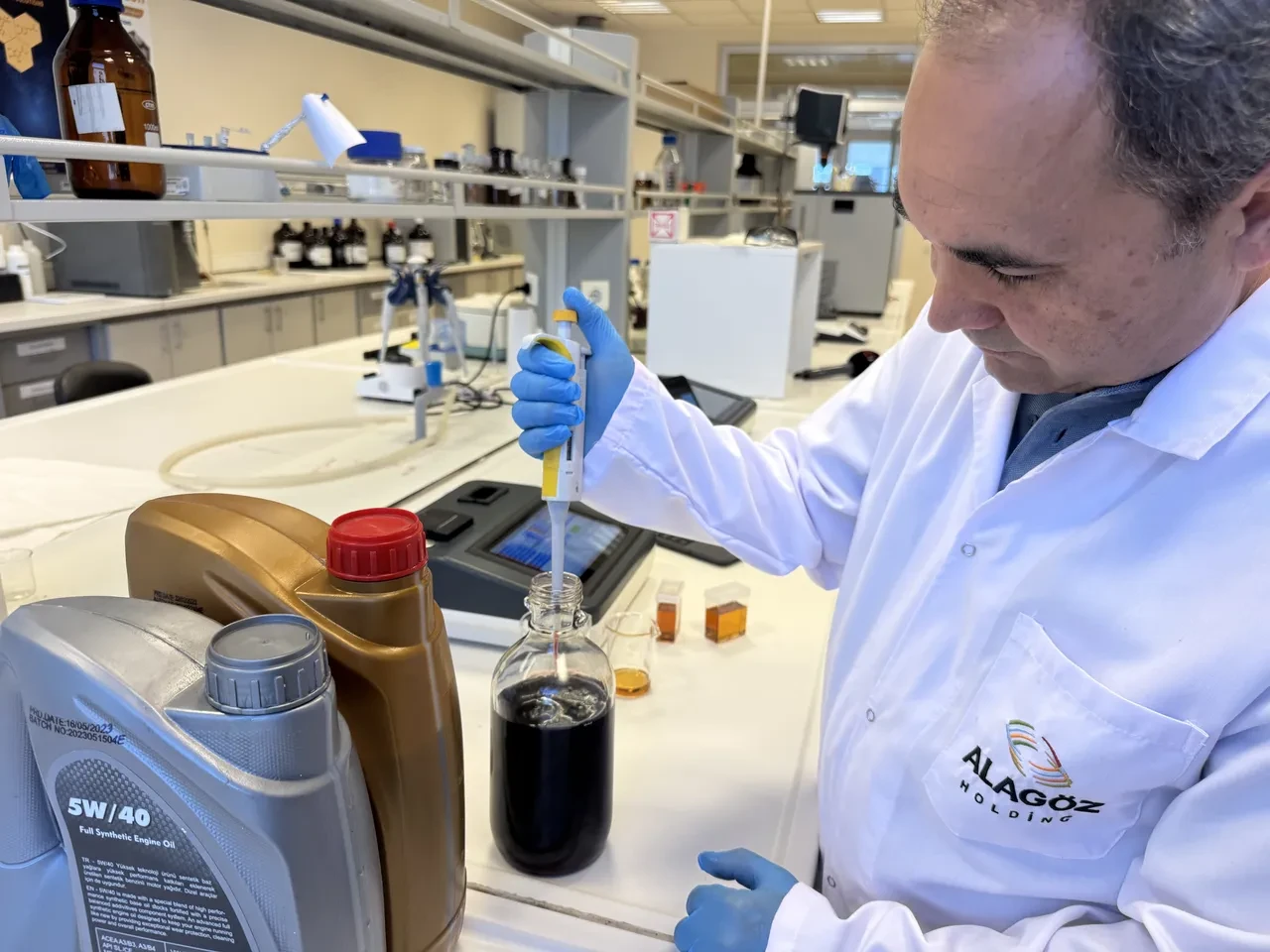 Türk mühendisler üretti! Dünyada ilk olabilir: Sahte yağı bitirecek