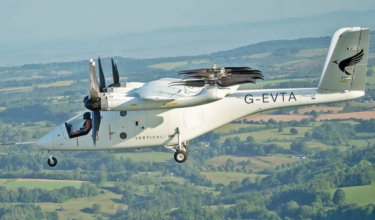 Ulaşımda devrim! Uçan taksi ilk kez havalandı
