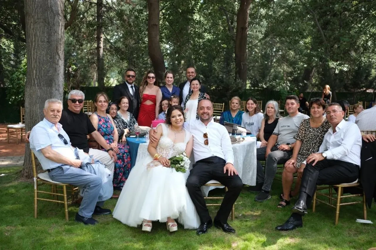 Eskişehir'de benzerine az rastlanır tesadüf! Kız isteme merasiminde ebesini buldu