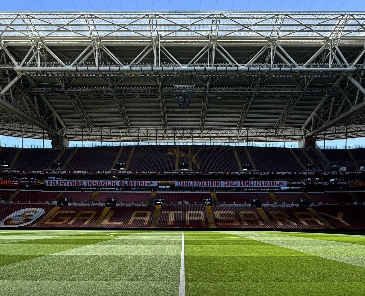 Galatasaray Sivasspor engelini de aştı: Arma, Victor Osimhen ile yükseliyor! 