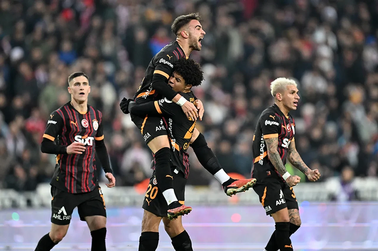 Galatasaray Sivasspor muhtemel 11’ler! Osimhen ceza sınırında olacak