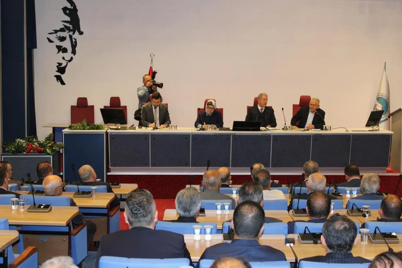 Hulusi Akar: "Terörsüz Türkiye sürecinde herhangi bir aksama, vazgeçme yok"