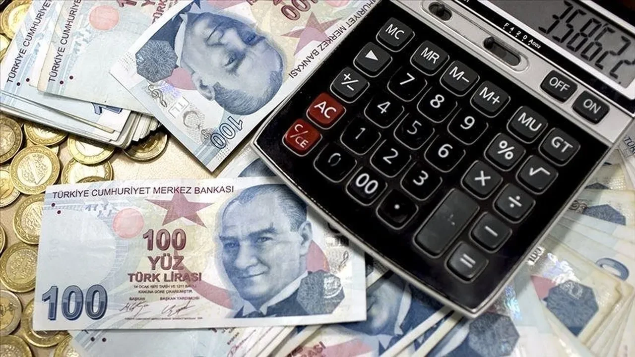 İhtiyaç kredisi faiz oranları değişti! 250 bin TL'nin geri ödemesi belli oldu: İşte 12 ay vadeli 250 bin TL'nin ödeme planı