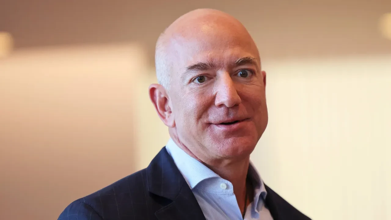 Jeff Bezos, Amazon hisselerinde dev satışa hazırlanıyor