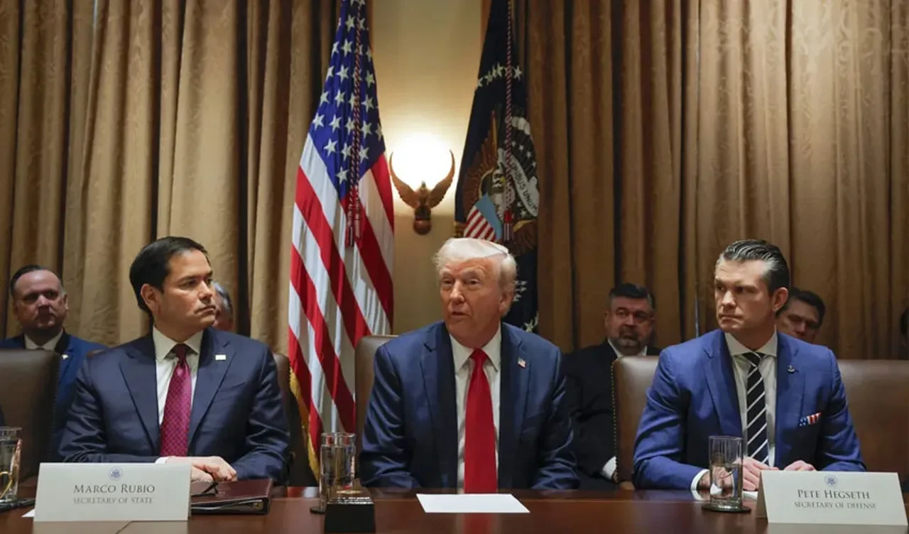 Trump yönetiminin istihbarat planı sızdırıldı! Binlerce çalışan kovulacak