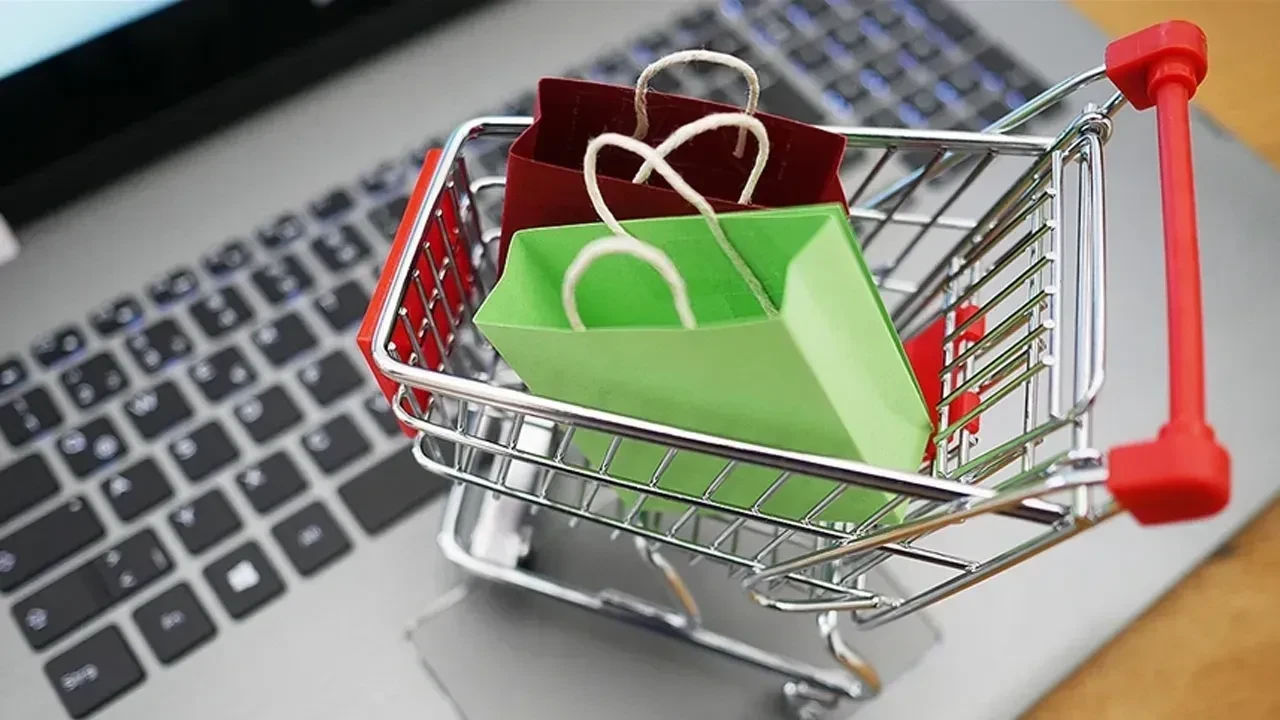 Yeni vergi internet alışverişini vurdu