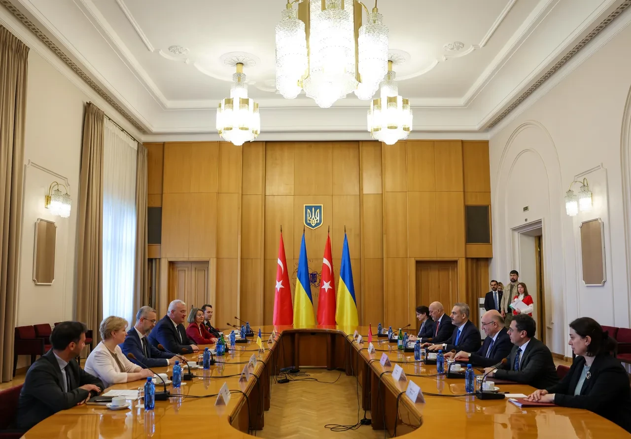 Dünyanın gözü İstanbul'da! Dışişleri Bakanı Fidan bu sözlerle duyurdu: 'Görüşmeler taçlanabilir'