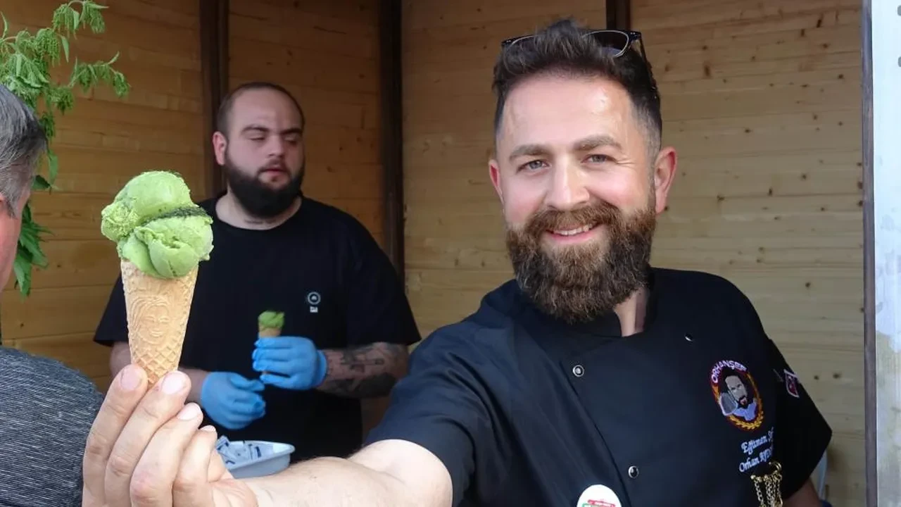 Isırganlı Dondurma Samsun Festivali'ne damga vurdu!