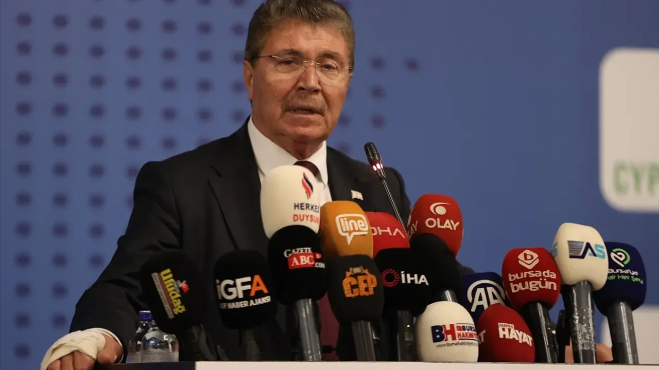 KKTC Başbakanı Üstel: “Kıbrıs Türkü’nün başarısı iş insanlarının fedakarlığı ve Türkiye’nin desteği ile yükseldi