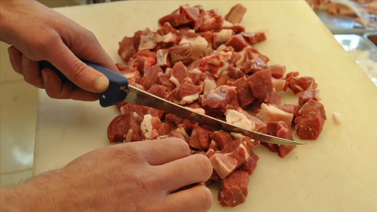 Kurban Bayramı'na sayılı günler kaldı! Uzman isim etlerin kaç ay saklanabileceğini tek tek açıkladı