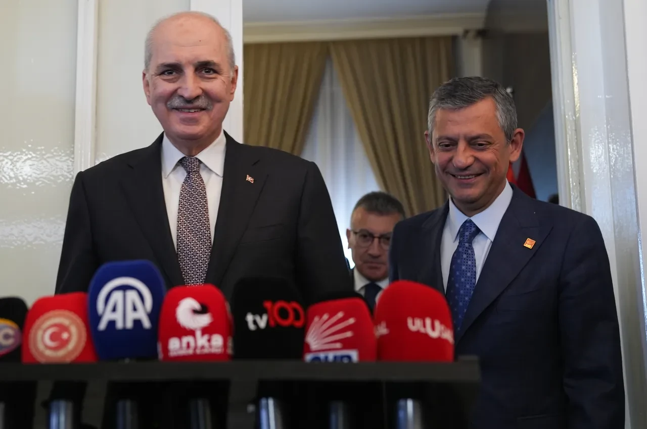 Numan Kurtulmuş'tan CHP ve AK Parti'ye ziyaret