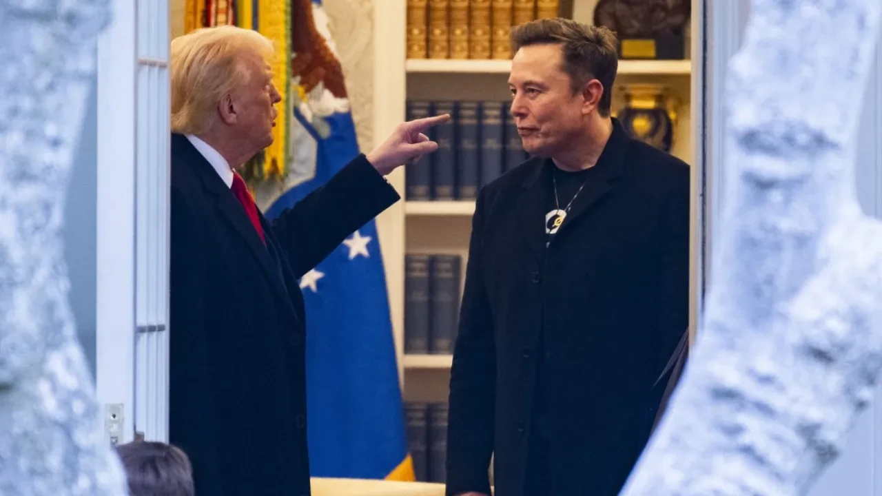 Trump’tan dikkat çeken Elon Musk açıklaması: Yarın onun son günü!