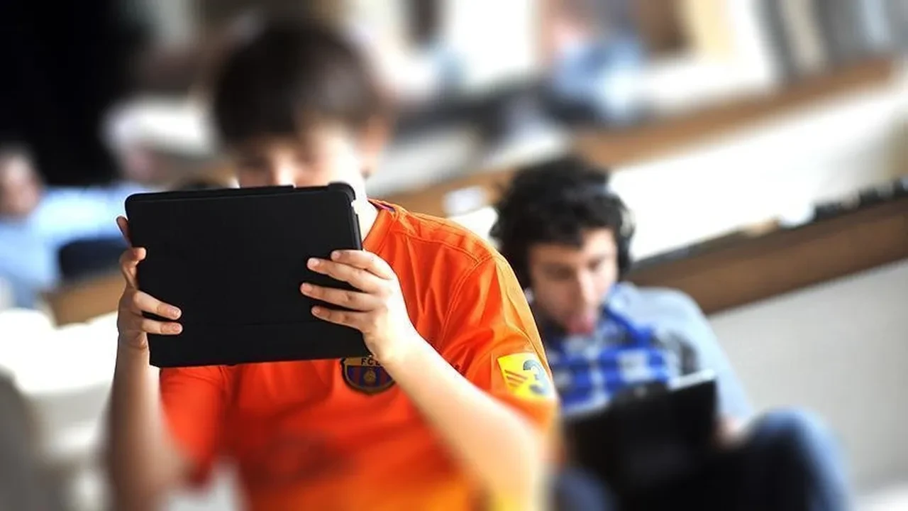 Uzmanlar yaş yaş açıkladı! Çocuklar için ekran süresi sınırı belli oldu