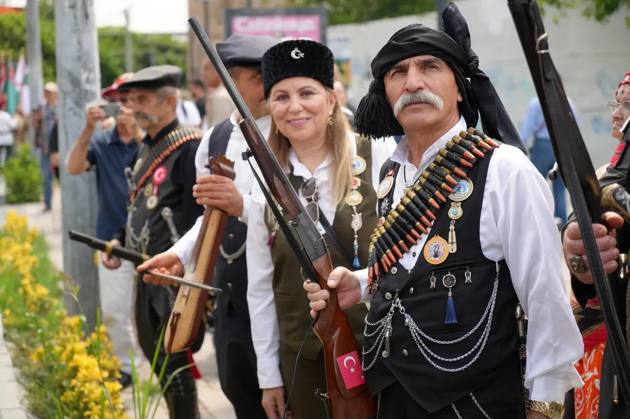 Antalya’da Yörük Türkmen Festivali çoşkusu