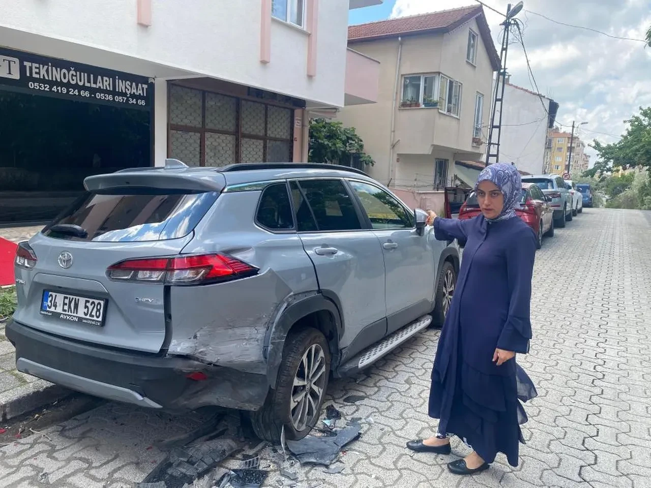 Ataşehir’de sokakta dehşet: Araçlara çarpa çarpa kaçtı, mahalle ayağa kalktı