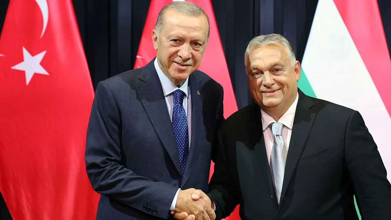 Cumhurbaşkanı Erdoğan'ın diplomasi trafiği sürüyor! Macaristan Başbakanı Orban ile görüştü