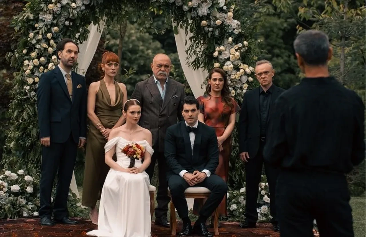 Erkan Kolçak Köstendil'i kimse tanıyamadı! Yeni rolü için bambaşka birine dönüştü