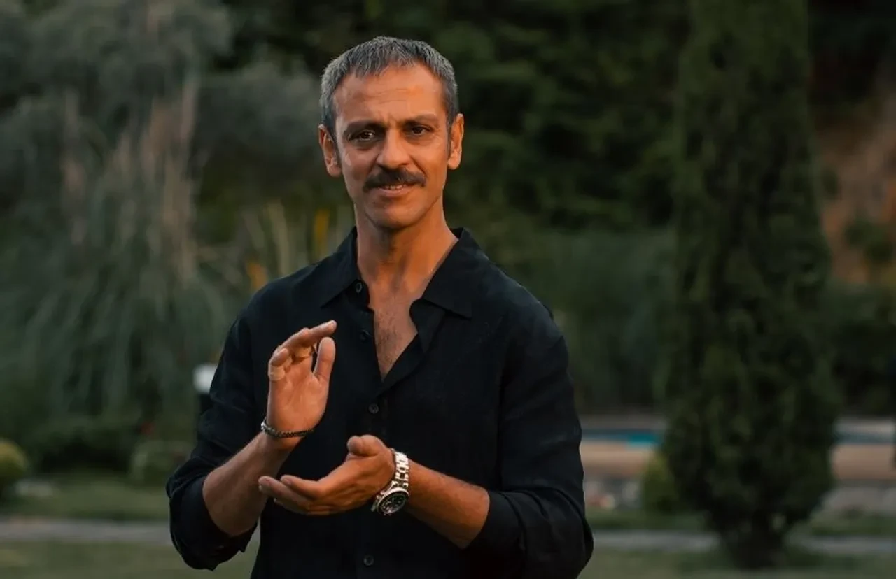 Erkan Kolçak Köstendil'i kimse tanıyamadı! Yeni rolü için bambaşka birine dönüştü