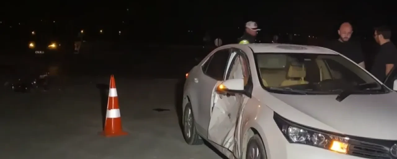 Kocaeli’nde otomobille motosiklet çarpıştı: Ölü ve yaralılar var!