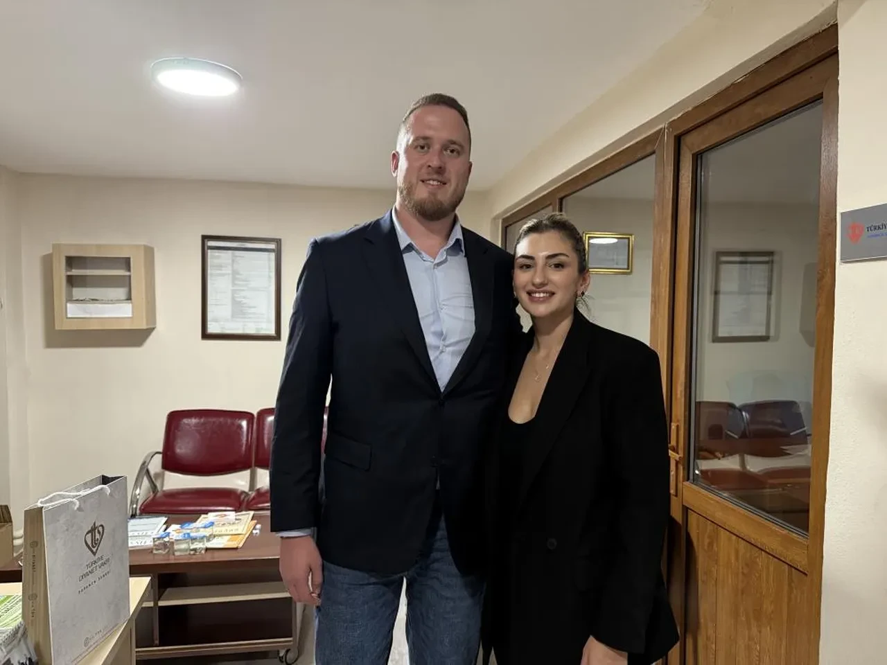 Sevdiğini İstanbul'da buldu, hiç düşünmeden Müslüman oldu