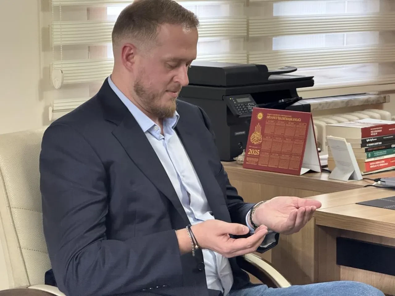 Sevdiğini İstanbul'da buldu, hiç düşünmeden Müslüman oldu