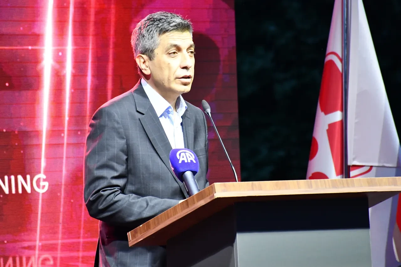 Üsküp’te IBU’nun 15. Mezuniyet töreninde Filistin’e anlamlı destek