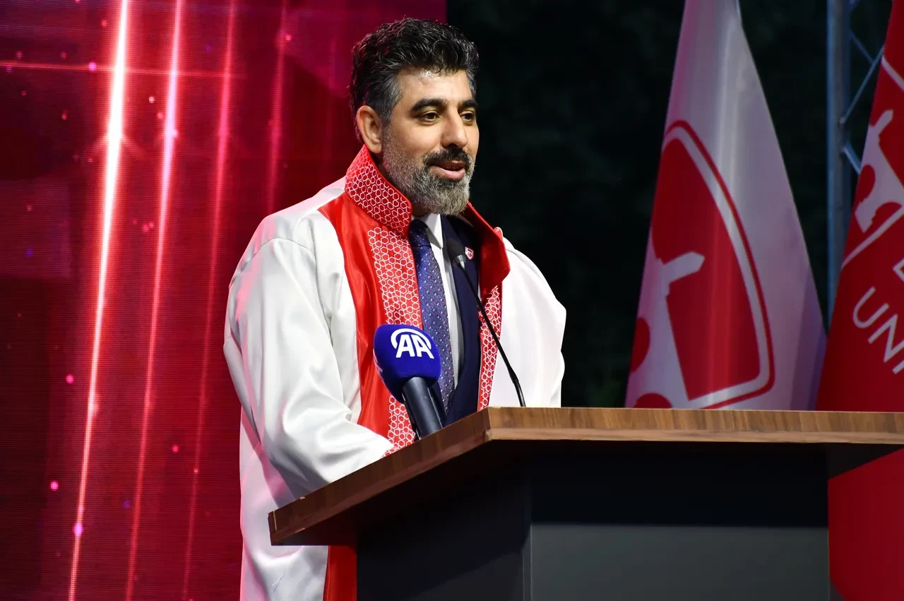 Üsküp’te IBU’nun 15. Mezuniyet töreninde Filistin’e anlamlı destek