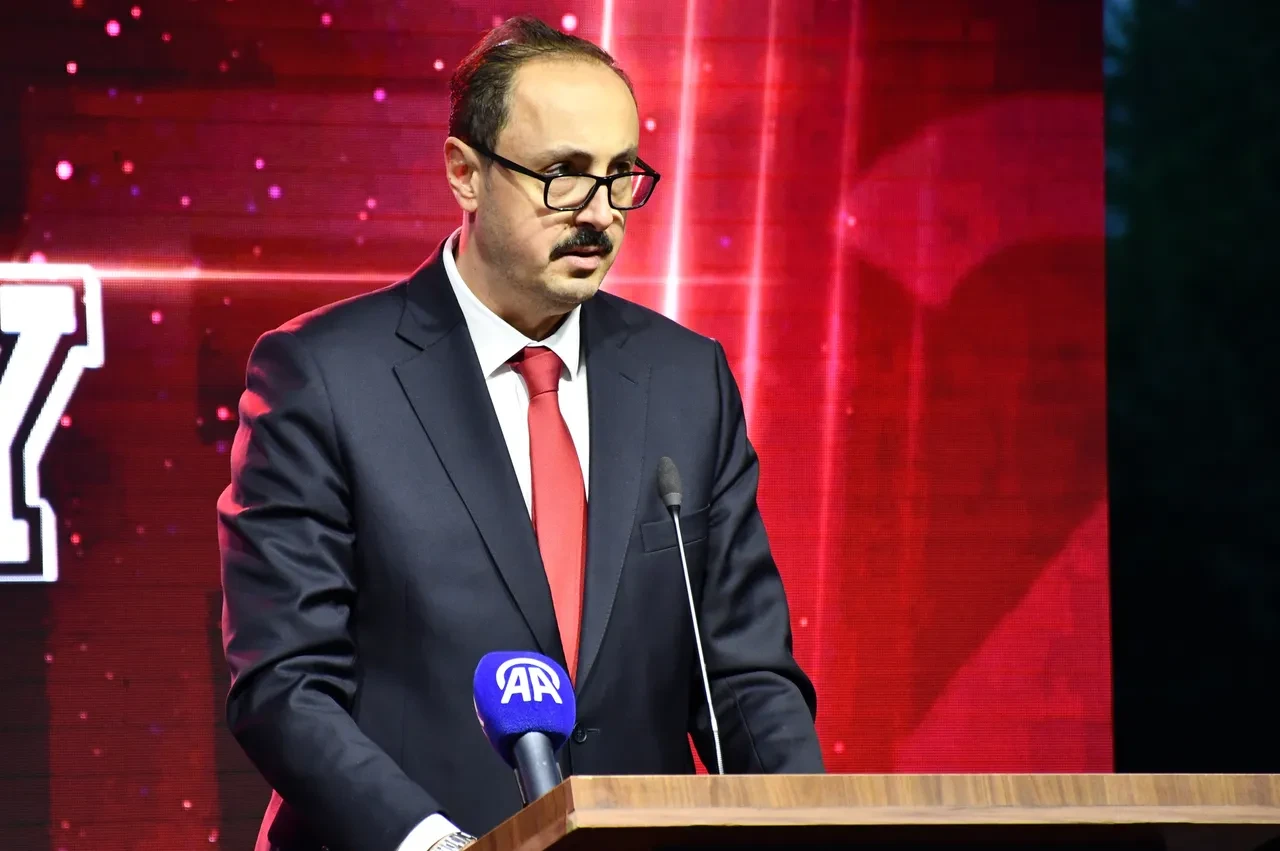 Üsküp’te IBU’nun 15. Mezuniyet töreninde Filistin’e anlamlı destek