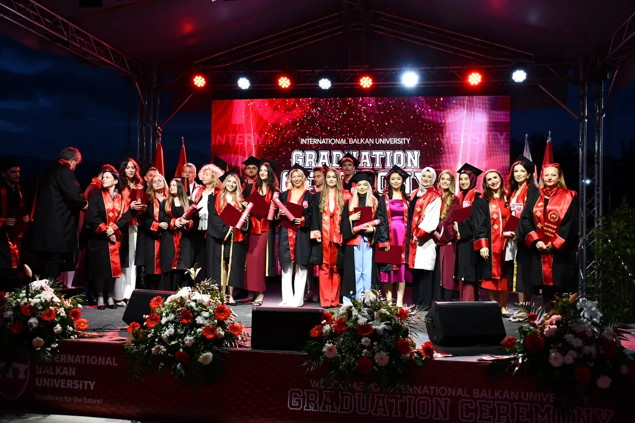 Üsküp’te IBU’nun 15. Mezuniyet töreninde Filistin’e anlamlı destek