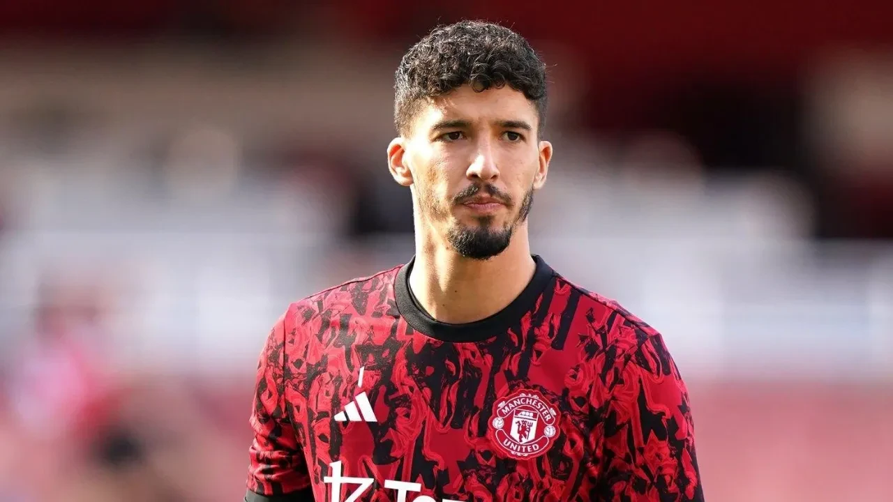 Altay Bayındır ilk 11’de başladı: Gol düellosunda kazanan Brentford!