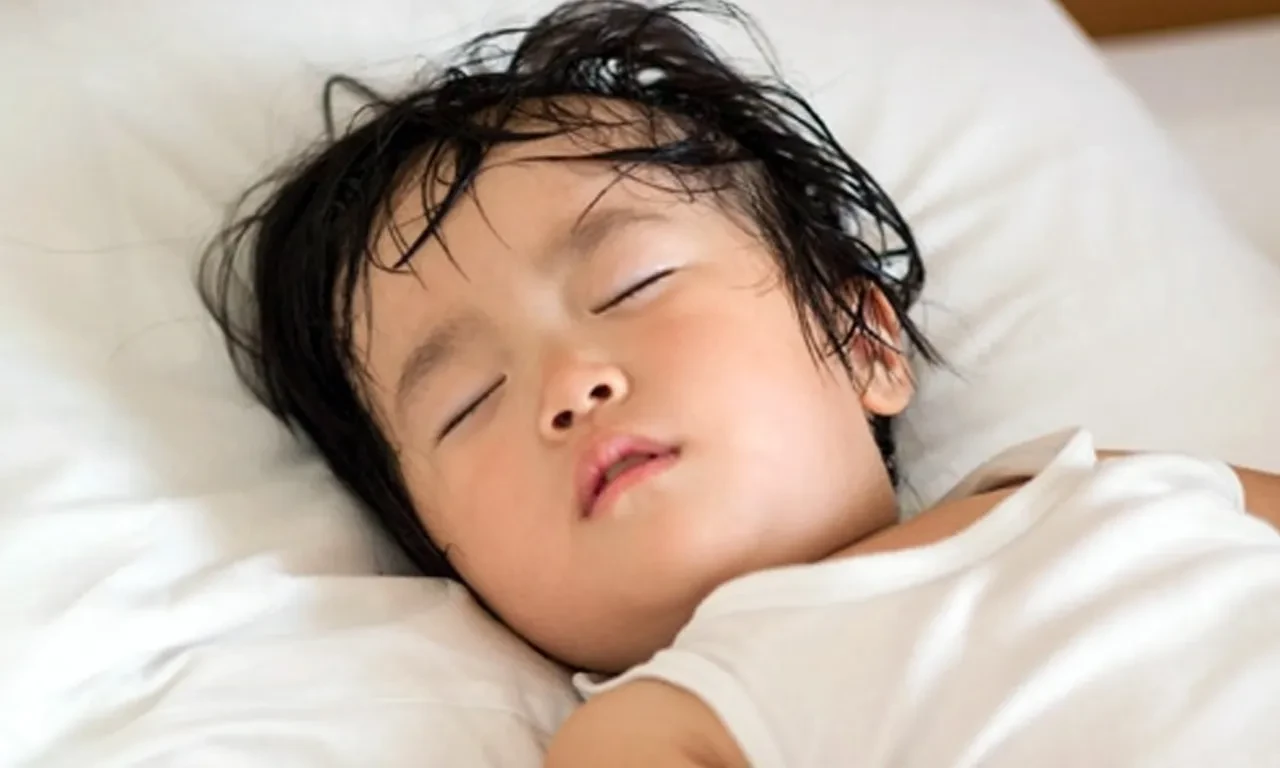 Anne ve babalar dikkat! Çocuklardaki aşırı terlemeyi hafife almayın: Habercisi olabilir