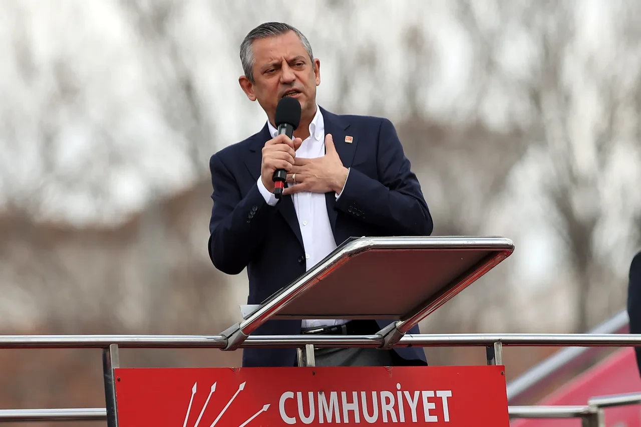 CHP'li 30 milletvekili istifa edecek iddiası! Barış Yarkadaş 'erken seçim' planı için tarih verdi