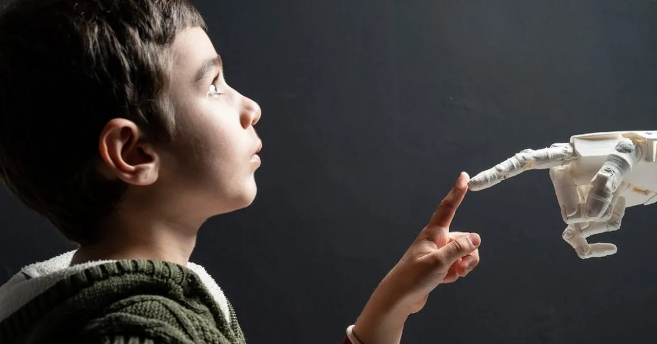 Çocuklar için yapay zekâ uyarısı! Algoritmalara teslim ediyoruz