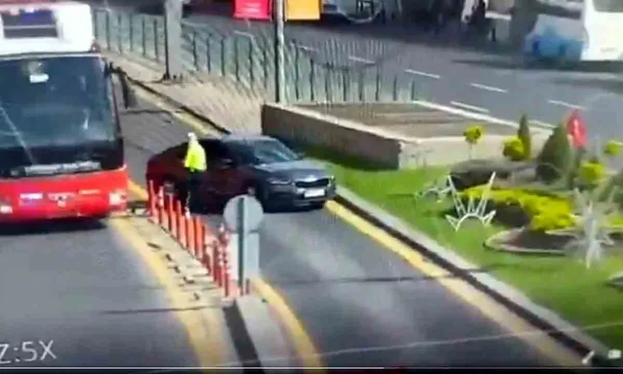 Cumhurbaşkanı Erdoğan'dan İsrail'in yardım gemisine saldırmasına sert tepki: Haydutluktur, korsanlıktır!