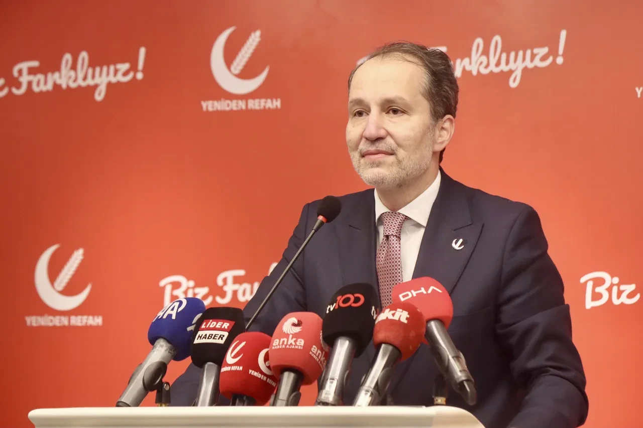 Fatih Erbakan'dan ittifak sinyali! Cumhur'a kapıları kapatıp 3 partiyi işaret etti