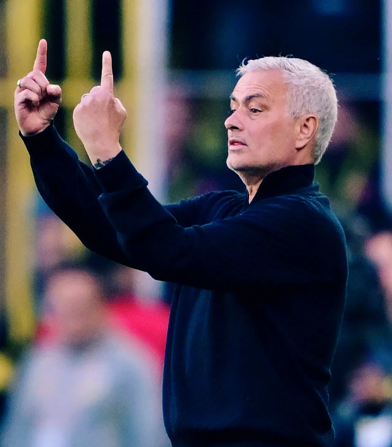 Fenerbahçe 'şampiyonluk' rüyasından uyandı! Kartal kanaryayı avladı