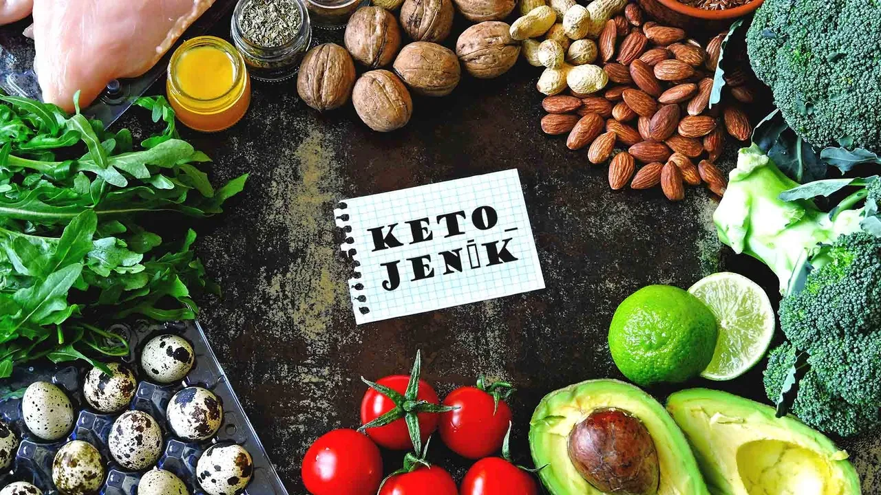 Ketojenik beslenme nedir ve nasıl olur? Keto diyeti nasıl yapılır? (Örnek menü listesi)