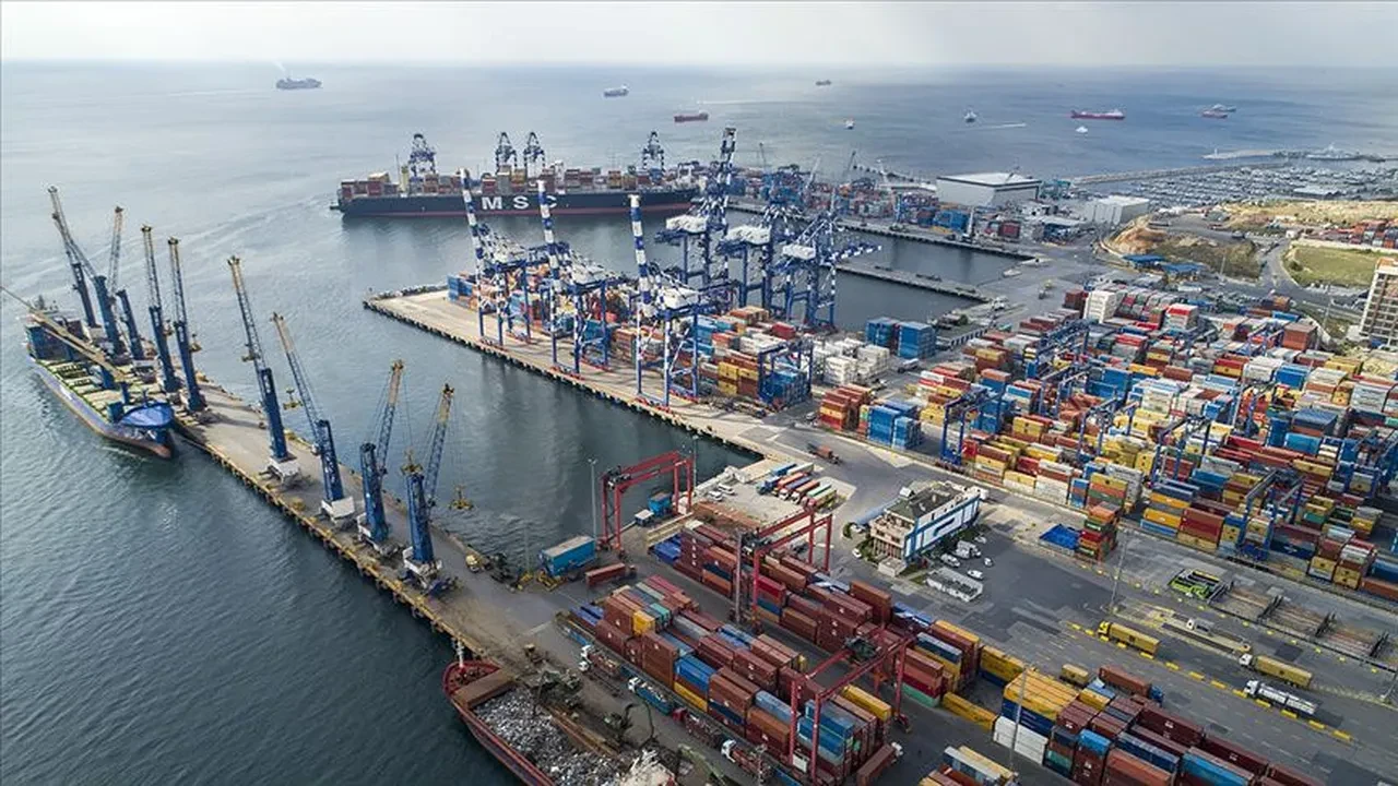 Nisan ayında Ege'den 1 milyar 468 milyon dolarlık ihracat