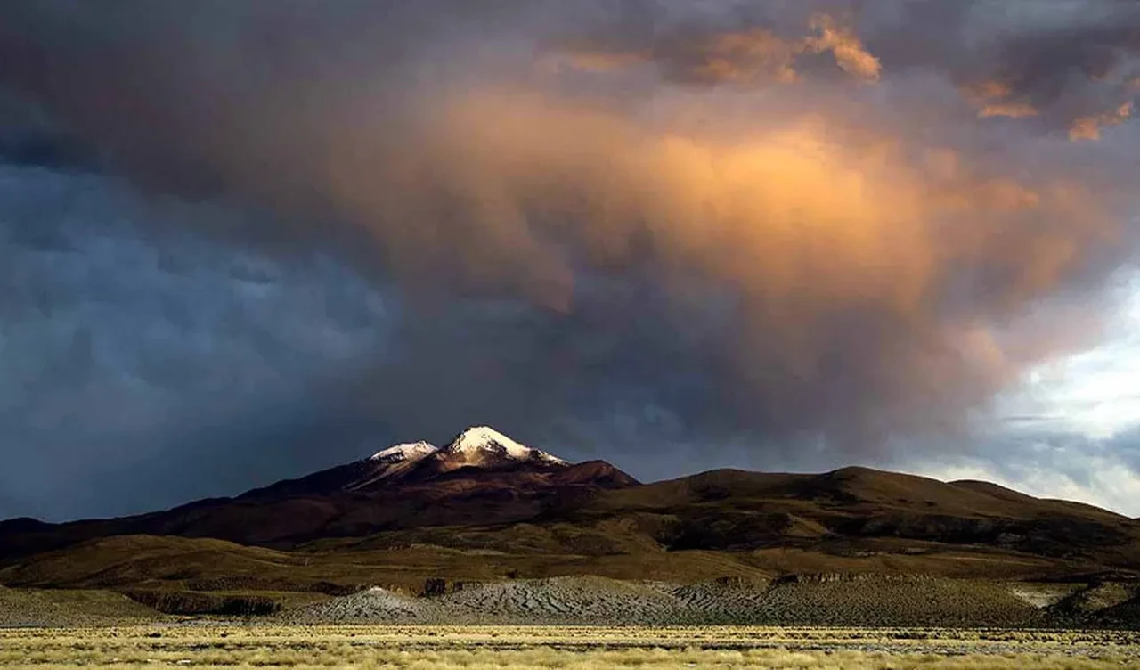 Zombi yanardağı 250 bin yıllık uykusundan uyandı! Yaşam için ciddi tehdit oluşturabilir